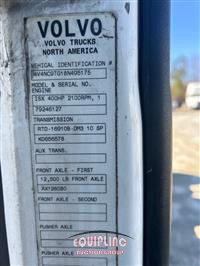 2008 VOLVO TRUCK VNL