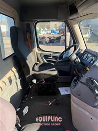 2016 Freightliner CASCADIA