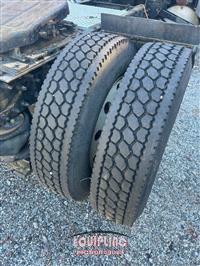 2018 VOLVO TRUCK VNL42T S/A MID ROOF TRUCK TRAC