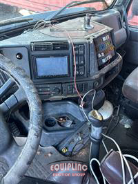 2018 VOLVO TRUCK VNL42T S/A MID ROOF TRUCK TRAC