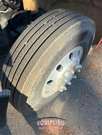 2005 Hino 268 S/A DUMP TRUCK