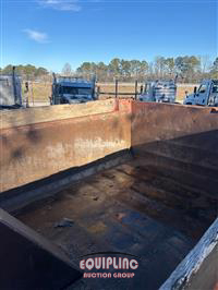 2005 Hino 268 S/A DUMP TRUCK