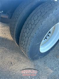 2006 Freightliner CORONADO