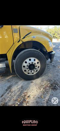 2018 Freightliner M2