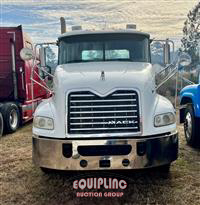 2015 Mack CXU613 AUTO DAYCAB