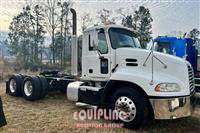 2015 Mack CXU613 AUTO DAYCAB