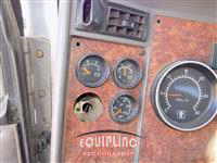 2005 Kenworth T800 T/A 6X4 DAY CAB TRUCK TRA