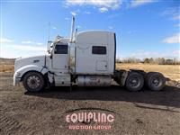 2007 Peterbilt 386 T/A 6X4 SLEEPER TRUCK TRAC