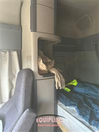 2015 Freightliner CASCADIA