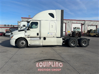 2019 Freightliner CASCADIA 126