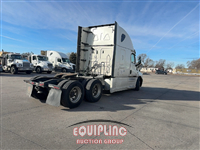 2019 Freightliner CASCADIA 126