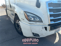 2019 Freightliner CASCADIA 126