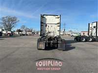 2019 Freightliner CASCADIA 126