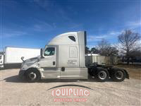 2020 Freightliner CASCADIA