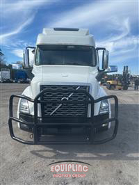 2023 VOLVO TRUCK VNL860