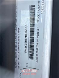 2023 VOLVO TRUCK VNL860