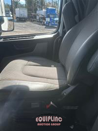 2023 VOLVO TRUCK VNL860