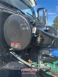 2023 VOLVO TRUCK VNL860