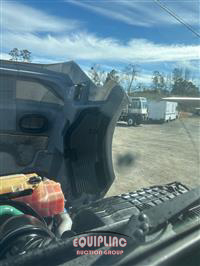 2023 VOLVO TRUCK VNL860