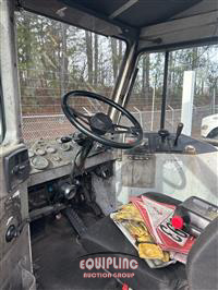 2015 Ottawa S/A4X2YARD SPOTTER