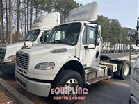 2015 Freightliner M2 S/A 4x2 DAY CAB TRUCK TRACT