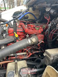 2015 Freightliner M2 S/A 4x2 DAY CAB TRUCK TRACT