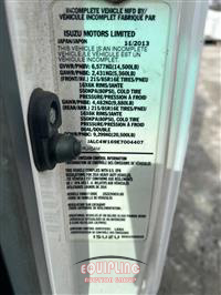 2014 Isuzu NPR S/A 4X2 17FT BOX TRUCK