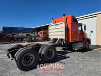 2007 International 9200i 6X4 T/A SLEEPER TRUCK TR