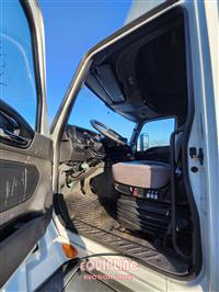 2020 International LT625