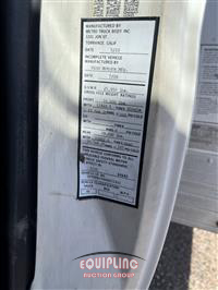 2010 Hino 268 4X2 S/A BOX TRUCK