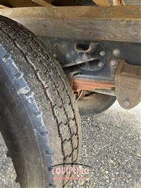 2010 Hino 268 4X2 S/A BOX TRUCK