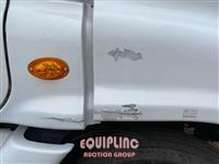 2015 Freightliner CASCADIA 6X4 T/A SLEEPER TRUCK