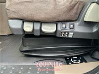 2015 Freightliner CASCADIA 6X4 T/A SLEEPER TRUCK