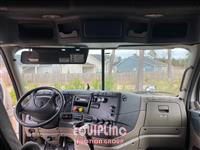 2015 Freightliner CASCADIA 6X4 T/A SLEEPER TRUCK