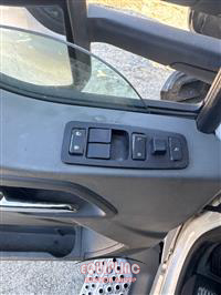 2019 Kenworth T680 T/A 6X4 SLEEPER TRUCK TRA