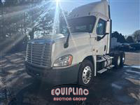 2018 Freightliner Cascadia CA125DC 6X4 T/A DAY C