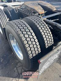 2018 Freightliner Cascadia CA125DC 6X4 T/A DAY C