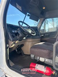 2018 Freightliner Cascadia CA125DC 6X4 T/A DAY C