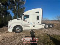 2022 Kenworth T680 T/A 6X4 SLEEPER TRUCK TRA