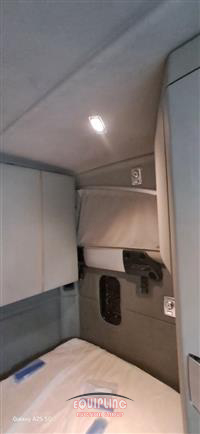 2018 Kenworth T680 T/A 6X4 SLEEPER TRUCK TRA