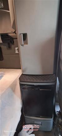 2018 Kenworth T680 T/A 6X4 SLEEPER TRUCK TRA