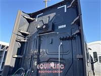 2019 Freightliner CASCADIA