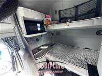 2019 Kenworth T680 T/A 6X4 SLEEPER TRUCK TRA