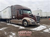 2018 VOLVO TRUCK VNL 860 T/A 6X4 SLEEPER TRUCK 