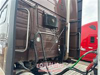 2018 VOLVO TRUCK VNL 860 T/A 6X4 SLEEPER TRUCK 