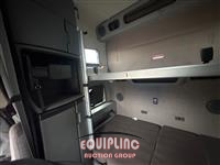 2018 VOLVO TRUCK VNL 860 T/A 6X4 SLEEPER TRUCK 