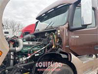 2018 VOLVO TRUCK VNL 860 T/A 6X4 SLEEPER TRUCK 