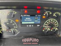 2018 VOLVO TRUCK VNL 860 T/A 6X4 SLEEPER TRUCK 