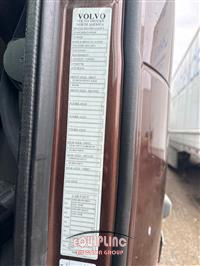 2018 VOLVO TRUCK VNL 860 T/A 6X4 SLEEPER TRUCK 