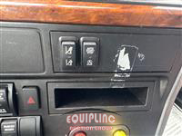 2019 International LT625 6X4 T/A SLEEPER TRUCK TR